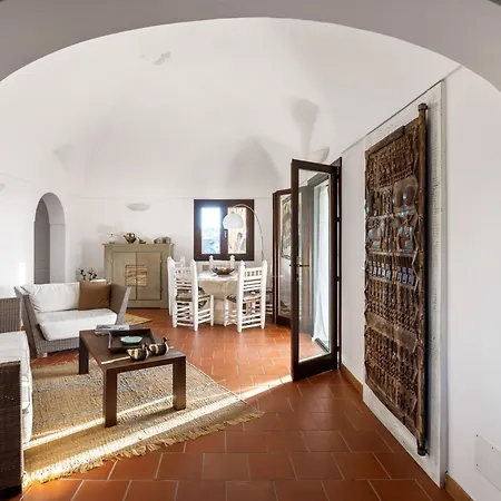 Holiday home Dammuso Luna - Piscina Privata Con Vista Mare