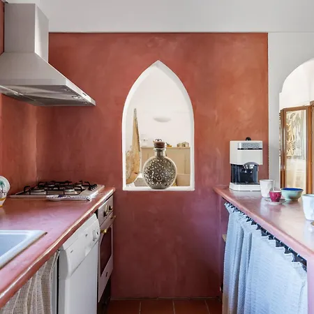 Holiday home Dammuso Luna - Piscina Privata Con Vista Mare Pantelleria